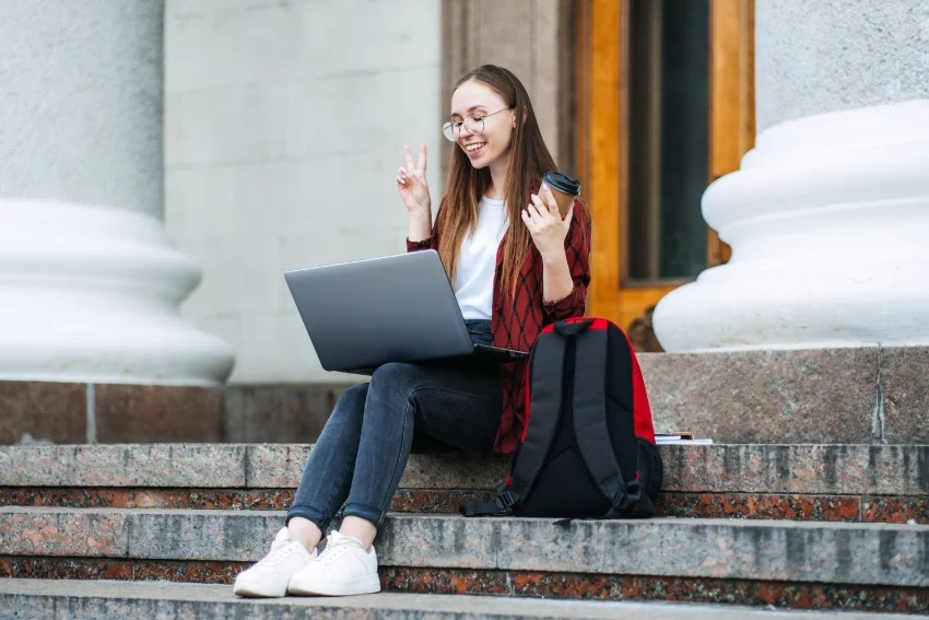 Student-tutor having a tutoring session