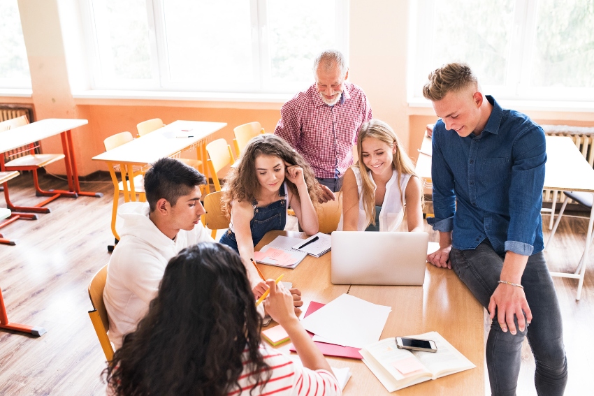 Teachers in school - Ofsted inspection 