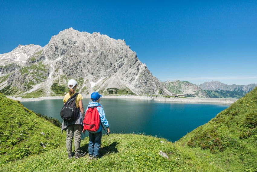 outdoor activities for kids: safety tips