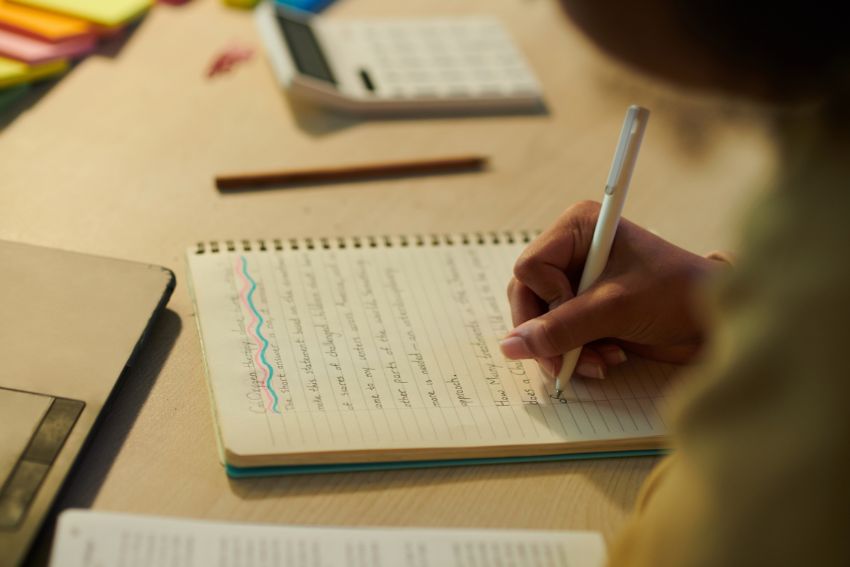 how to improve discursive writing skills