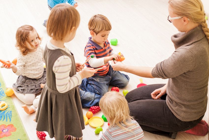 Free Childcare schemes for Working Parents in UK