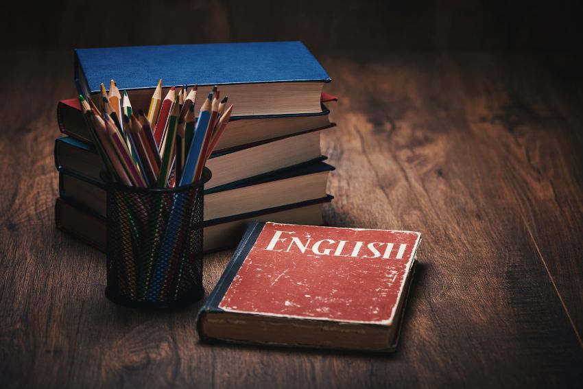 structural devices in English